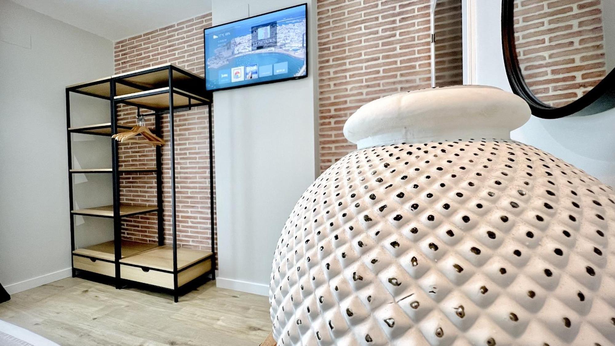Aparthotel Luz De Gades - Suites Spa Gym - Adults Only Кадис Экстерьер фото
