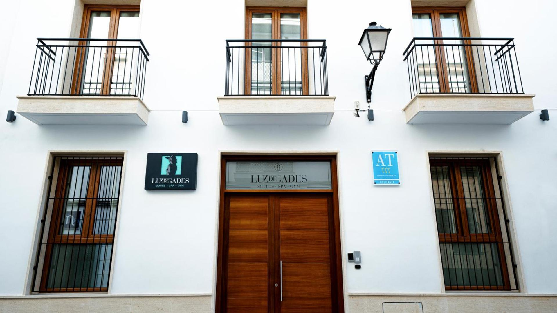 Aparthotel Luz De Gades - Suites Spa Gym - Adults Only Кадис Экстерьер фото