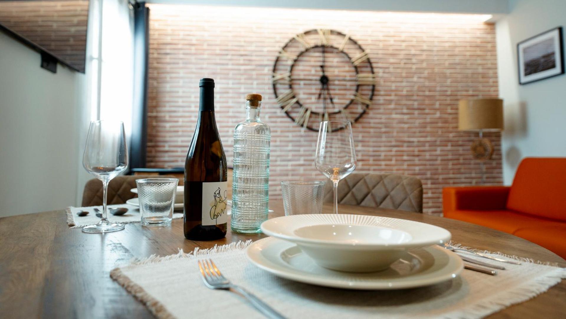 Aparthotel Luz De Gades - Suites Spa Gym - Adults Only Кадис Экстерьер фото