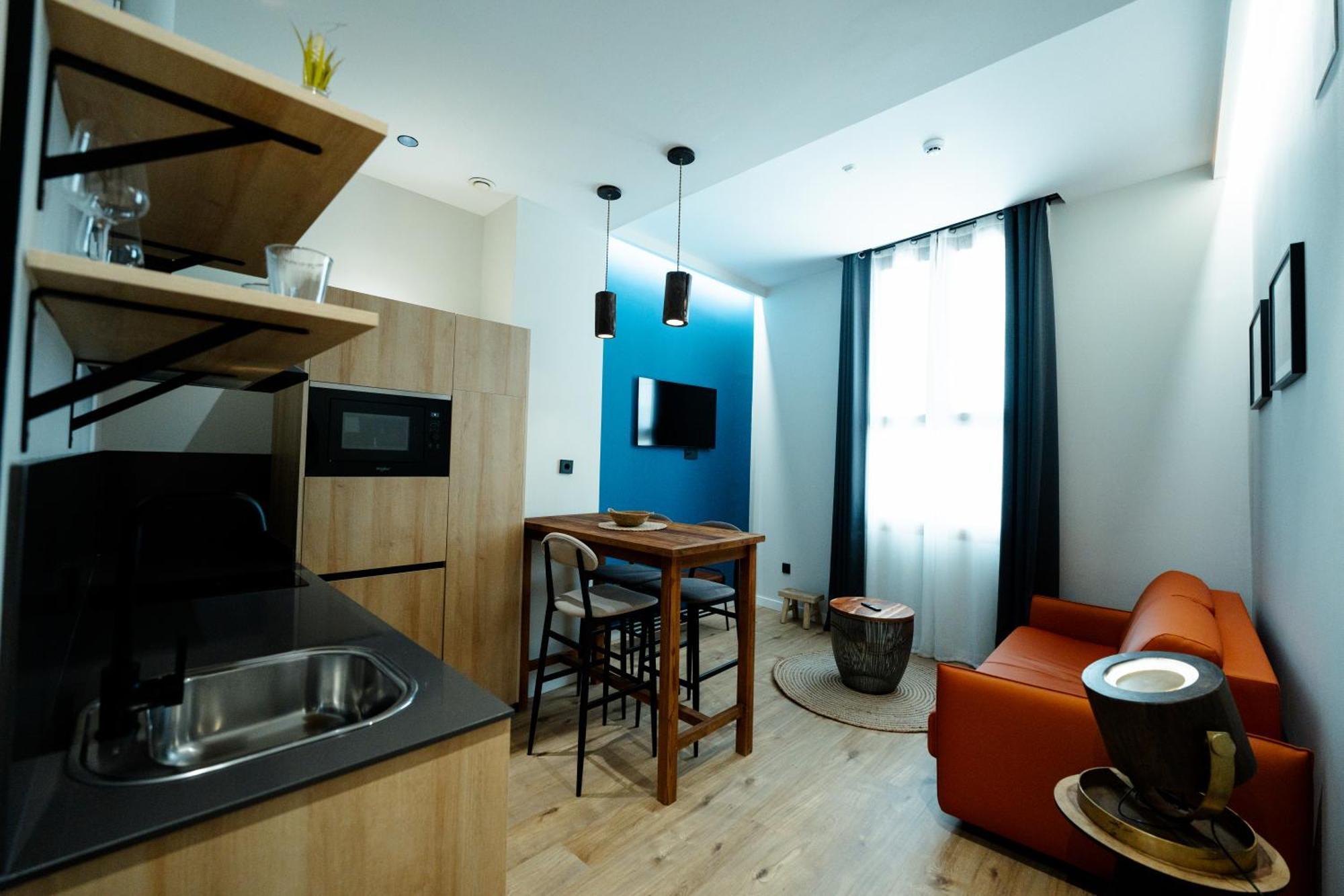 Aparthotel Luz De Gades - Suites Spa Gym - Adults Only Кадис Экстерьер фото