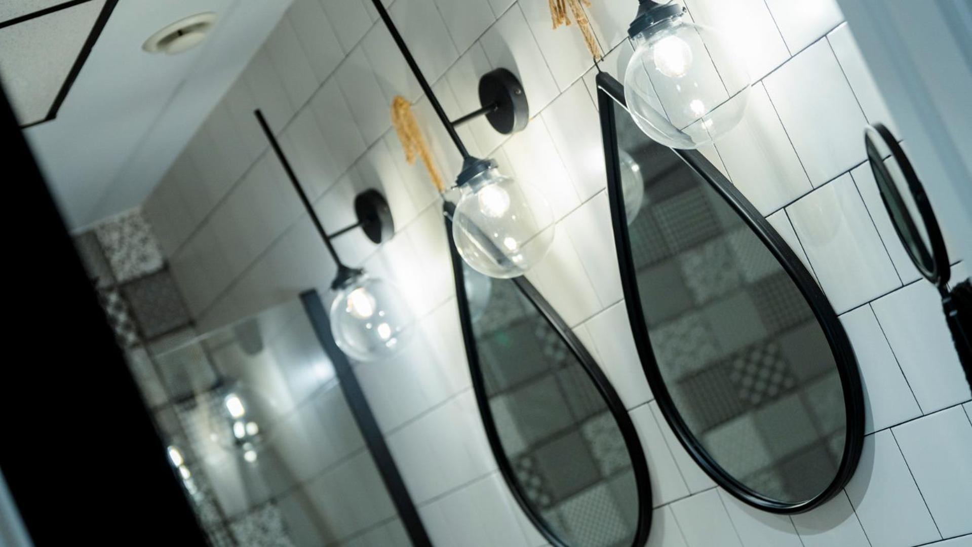 Aparthotel Luz De Gades - Suites Spa Gym - Adults Only Кадис Экстерьер фото