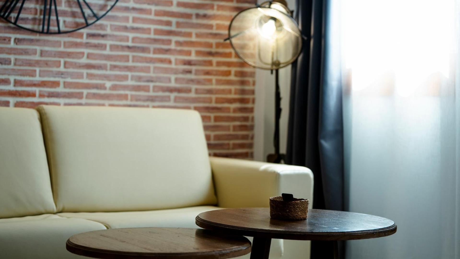 Aparthotel Luz De Gades - Suites Spa Gym - Adults Only Кадис Экстерьер фото