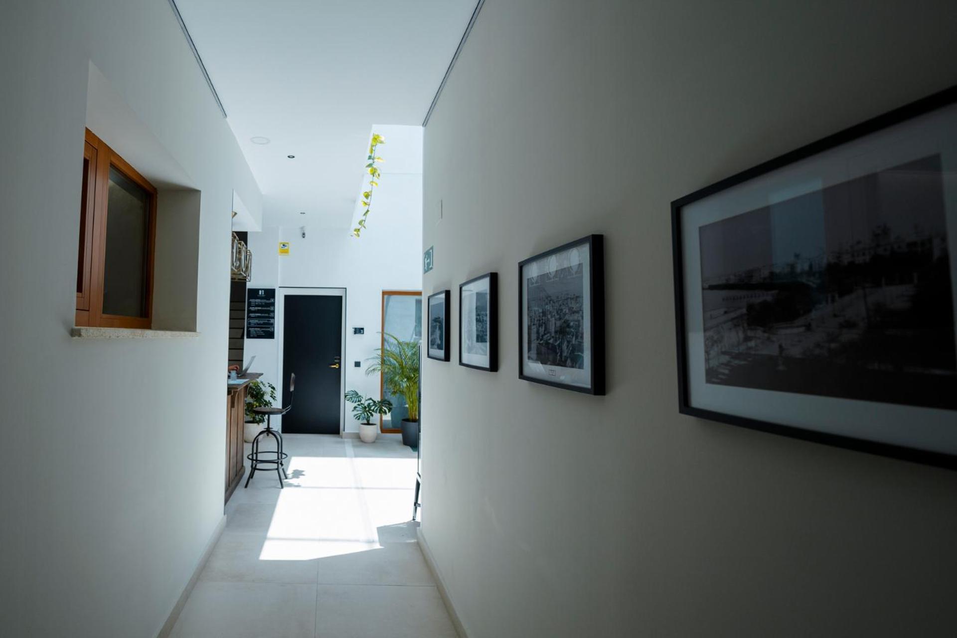 Aparthotel Luz De Gades - Suites Spa Gym - Adults Only Кадис Экстерьер фото